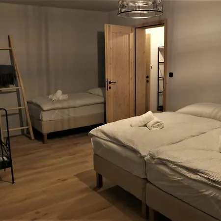 Orechovy Dvur Apartmanhotel 3*