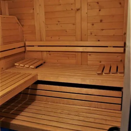 Apartmanhotel Orechovy Dvur Velke Nepodrice