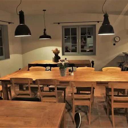 Apartmanhotel Orechovy Dvur Velke Nepodrice