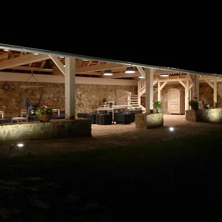 Apartmanhotel Orechovy Dvur