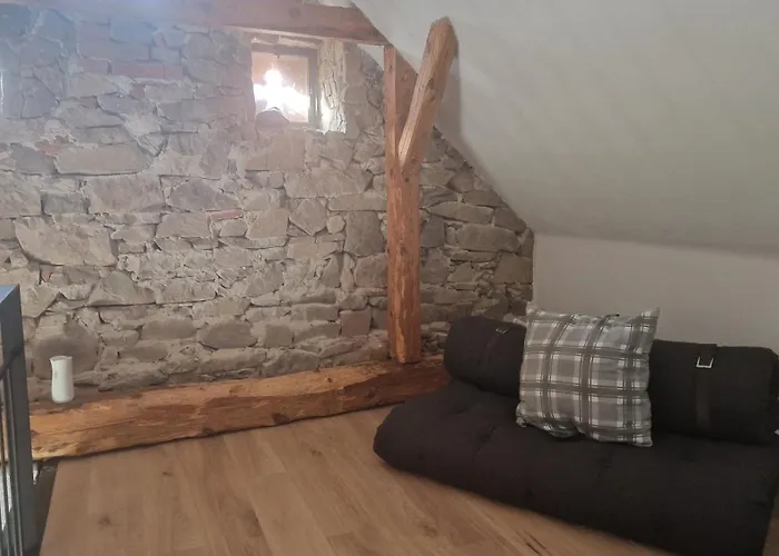 Ořechový Dvůr