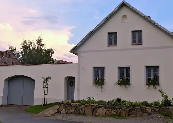 Ořechový Dvůr Aparthotel